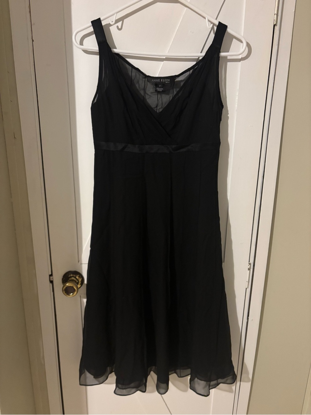 Anne Klein Size 2 Black Chiffon Sleeveless Cocktail Dress